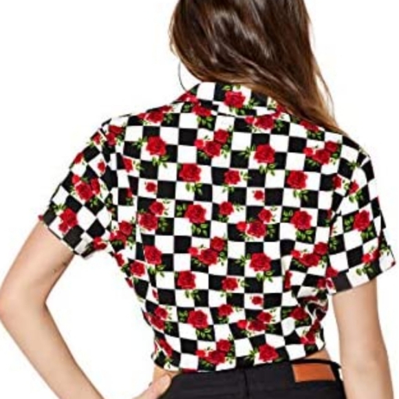 🇨🇦●SALE●Spencer's Checkered Button down Shirt - Picture 3 of 13